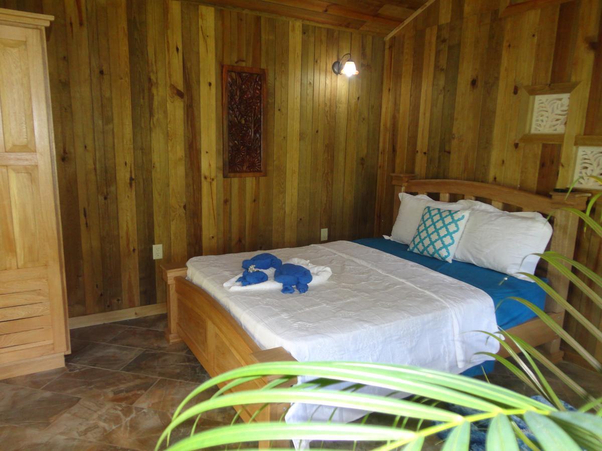 J And H Garden Cabinas Bocas del Toro Zewnętrze zdjęcie